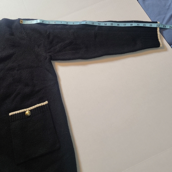 Urban Revivo Black Long Sleeve Sweater Dress with White Trim NWOT Medium - Picture 11 of 12